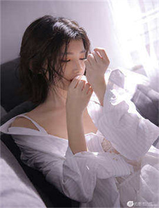 女人张开腿无遮无挡免费视频